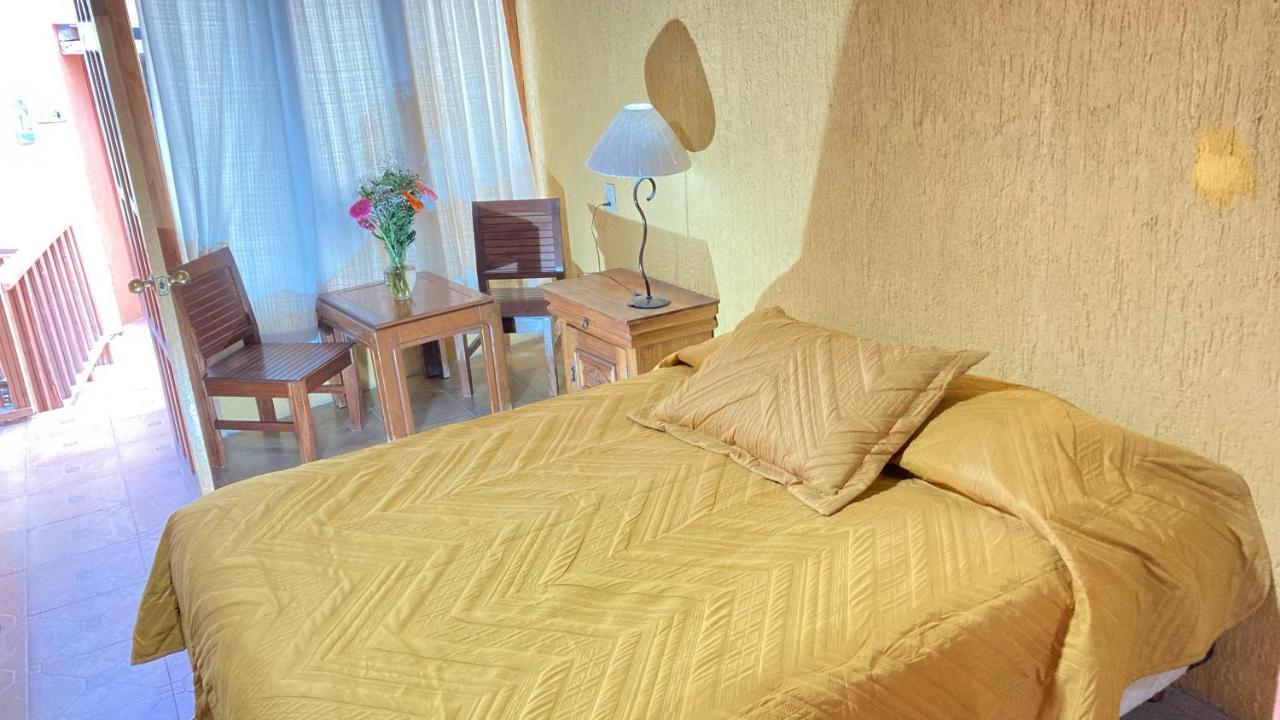 Hotel Casamia Долорес Идалго Екстериор снимка