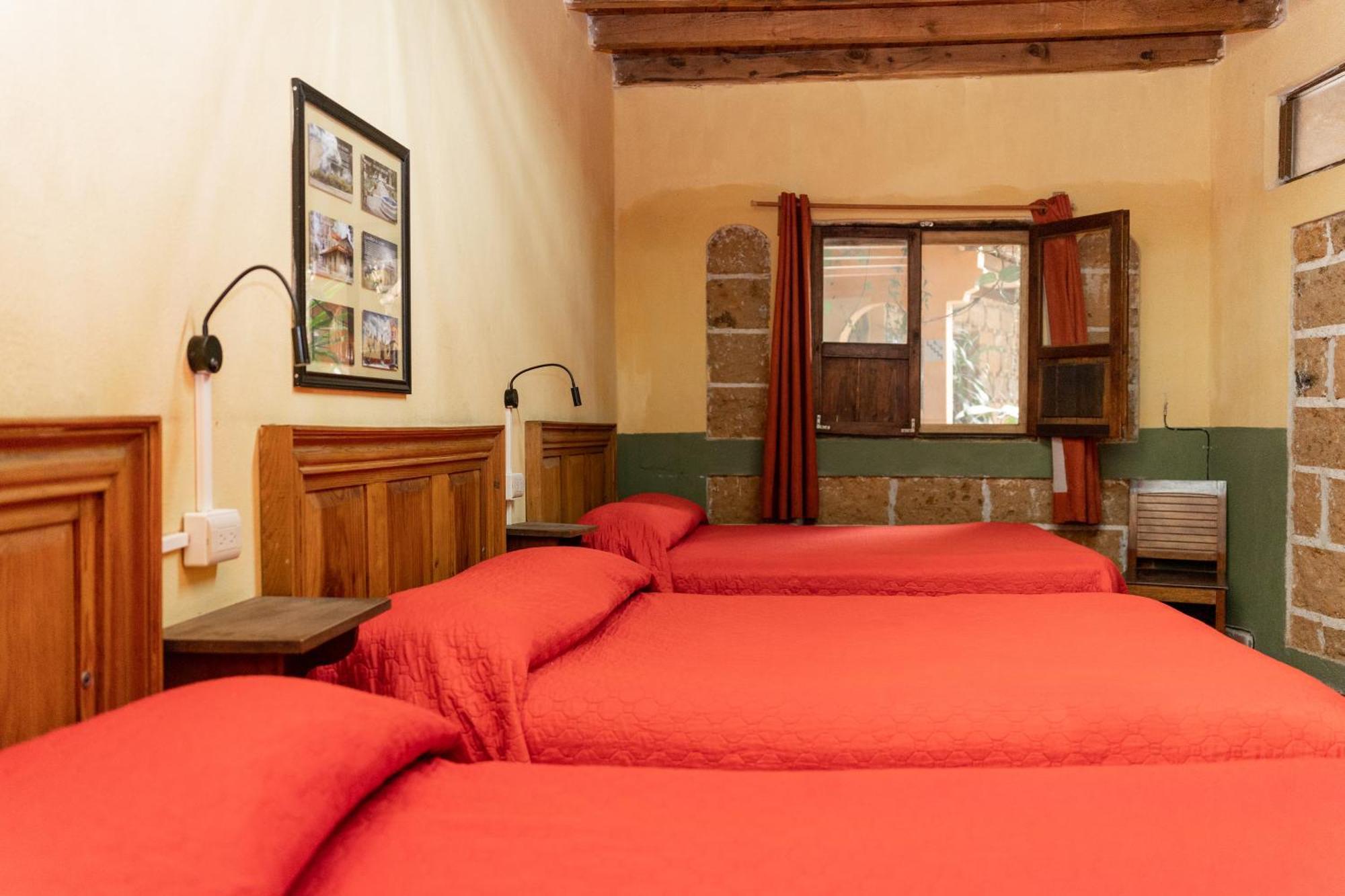 Hotel Casamia Долорес Идалго Екстериор снимка